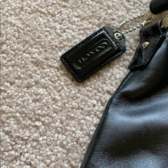 Beautiful leather coach bag - Picture 4 of 9